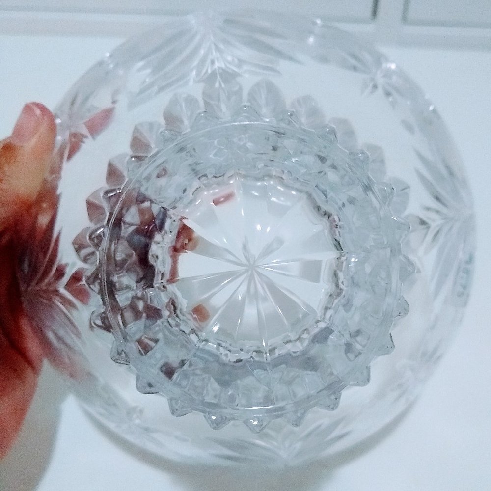 Celebrations by Mikasa  Glass Candy Footed Bowl Christmas Night - Picture 11 of 13